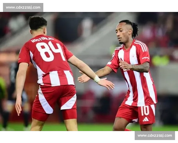 欧战焦点对决马赛迎战奥林匹亚胜负走向与战术博弈前瞻阵容与关键球员